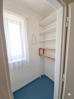 Ponúkam na predaj dvojizbový byt v centre mesta Vranov nad T