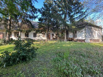 MEŠTIANSKA VILA aj PREDAJŇA 568m2 na predaj,POZEMOK 4349 m2 