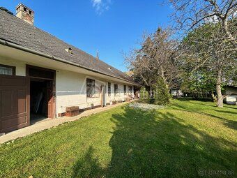 MEŠTIANSKA VILA aj PREDAJŇA 568m2 na predaj,POZEMOK 4349 m2 