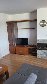 Ponúkame na prenájom moderný 2-izbový byt o výmere 59 m², na