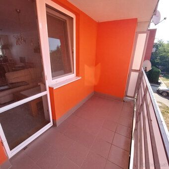 Ponúkame na prenájom moderný 2-izbový byt o výmere 59 m², na