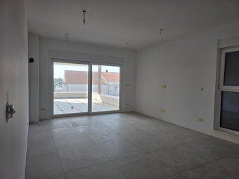 AX250543-3i, Realitná kancelária AMAXADES REALITY ponúka na 