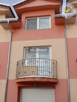 Realitná kancelária HALO reality a Emília Palkovičová, konta