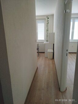 Ponúkam na predaj priestranný 3 izbový byt na sídlisku Teras