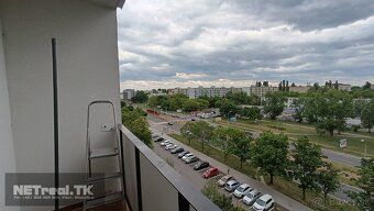 1,5-izb. Byt (47,5 m2). Loggia (4,5 m2). 6.posch./6. Výťah. 
