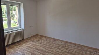 Predám 1 izbový byt v Istebnom s rozlohou 28 m2. Pozostáva z
