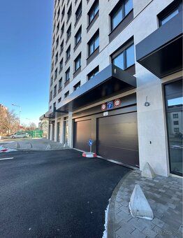 Prenájom garážového parkovacieho miesta – Karpatská Residenc