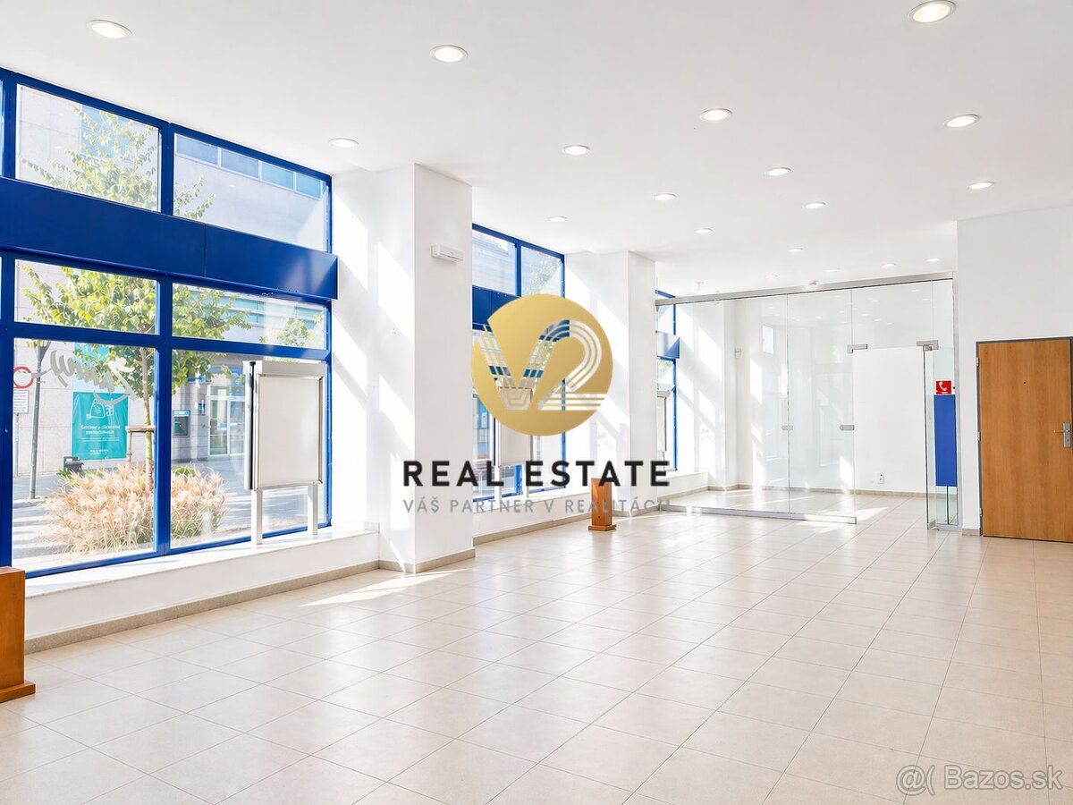 Maroš Vereš +421 904 086 200 e-mail:
V2 Real Estate vám ponú