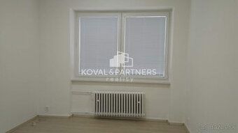 Maroš Vereš +421 904 086 200 e-mail:
V2 Real Estate vám ponú