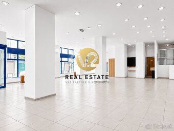 Maroš Vereš +421 904 086 200 e-mail:
V2 Real Estate vám ponú