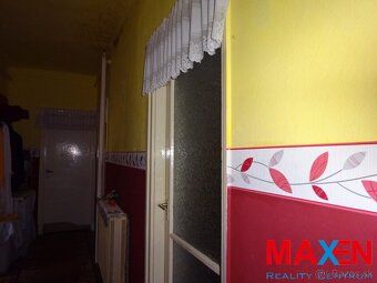 MAXEN Reality Centrum... ponúka na predaj 3 izbový rodinný d
