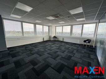 MAXEN Reality Centrum ponúka na prenájom administratívny pri