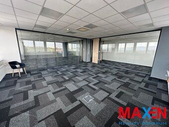 MAXEN Reality Centrum ponúka na prenájom administratívny pri