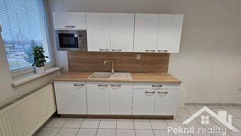 Ponúkame Vám na prenájom kancelárie nachádzajúce sa v admini
