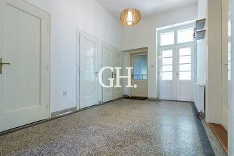 GH Real Vám exkluzívne ponúka na predaj priestranný tehlový 