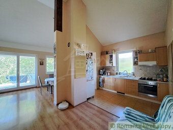 Rodinný dom s výnimočne veľkým pozemkom o rozlohe 2 956 m2 j