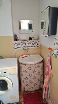🏠 Ponúkam na predaj priestranný 3-izbový byt o výmere 77 m²,