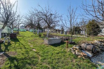 Typ: Rodinný dom Obec: Hrčeľ
🏡 Na predaj 3-izbový rodinný do