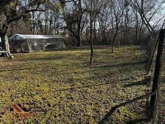 Ponúkame na predaj krásny slnečný pozemok o rozlohe 1874 m² 