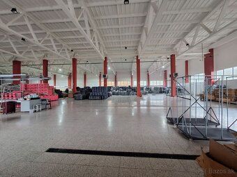 Ponúkame na prenájom halu/sklad o výmere 4300 m2,priemyselný