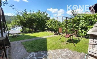 ID:4204 Ponúkame na predaj murovanú chatu vhodnú na celoročn