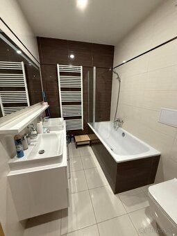 Reality Alpia vám ponúka na predaj veľmi pekný, moderne a kv