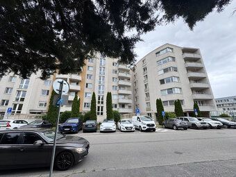 Typ: 2-izbový byt Ulica: Pažítková Obec: Bratislava-Ružinov
