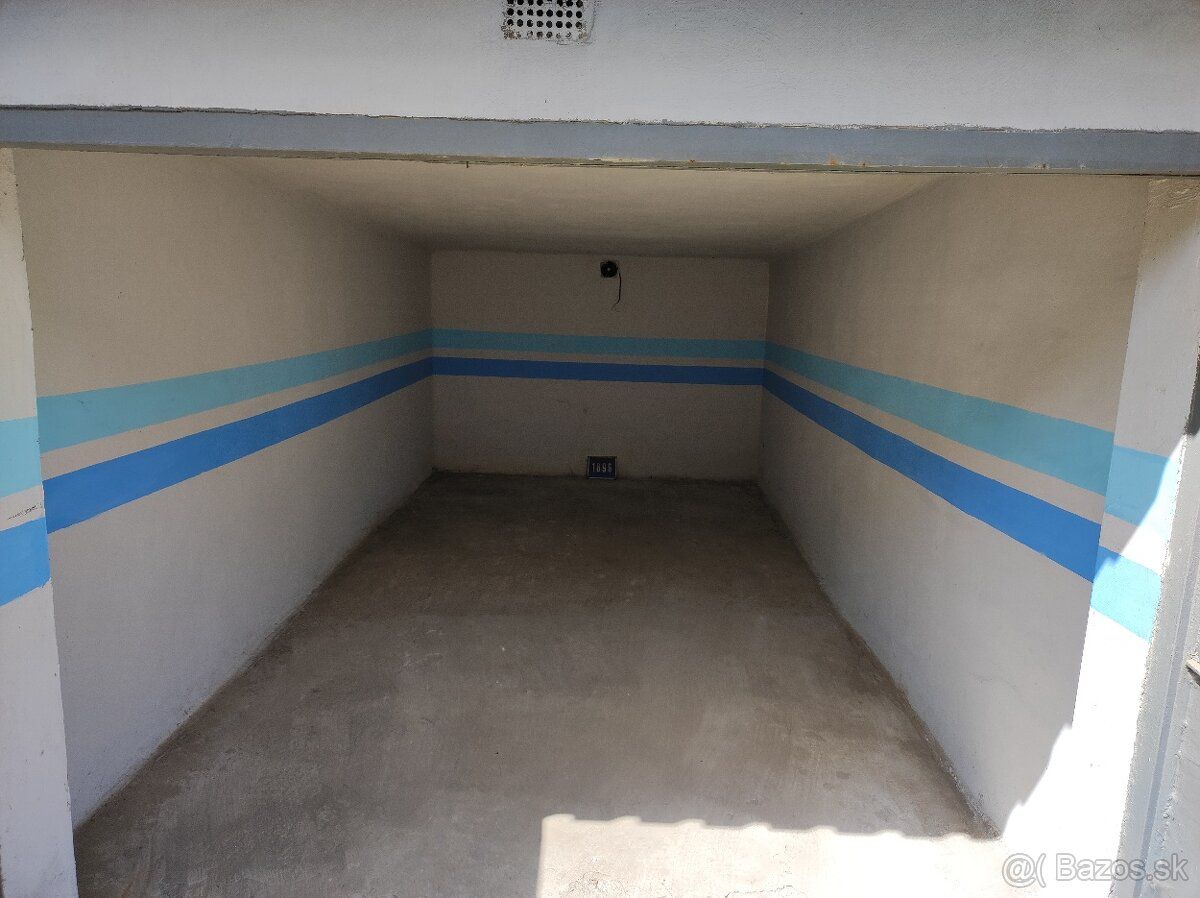 Garaž na dlhodobý prenájom na Železníkoch pri ulici Krakovsk