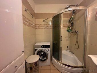 Ponúkame na predaj krásny 3-izbový byt s výmerou 60 m², nach
