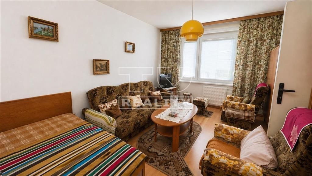 TUreality ponúka na predaj 1-izbový byt o výmere 38 m2 orien