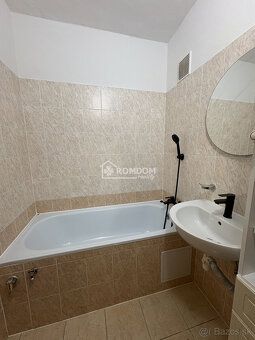 Typ: 1-izbový byt Ulica: 56 Mestská časť: Stred Obec: Považs
