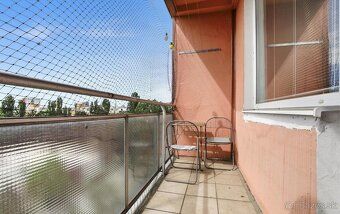 Ponúkame na predaj príjemný 2-izbový byt s výmerou 42 m², do