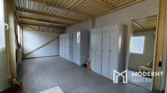 Typ: Skladovacie priestory Obec: Bánovce nad Bebravou
Modern
