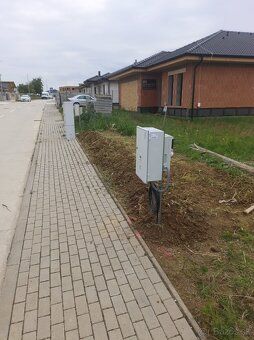 Ponúkame na predaj atraktívny stavebný pozemok v obci Zvončí