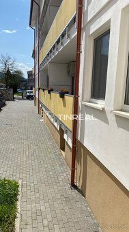Štýlové bývanie pod Spišským hradom – priestranný 2-izbový b
