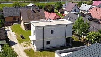 Ponúkame na predaj rozostavanú novostavbu RD v Kotešovej. Hr