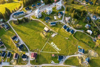 Ponúkame na predaj stavebný pozemok o výmere 826 m² nachádza