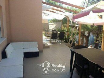 Reality na kľúč vám ponúka na predaj pekné apartmánové domy 