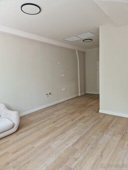 Prenajmem 1 izbovy apartmanovy byt v lokalite Anička na Voda