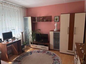 Hľadám prenájom v BA, pre jednu osobu do 550€
0902466510 Pav