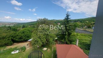 Typ: Rodinný dom Ulica: Zobor Mestská časť: Zobor Obec: Nitr