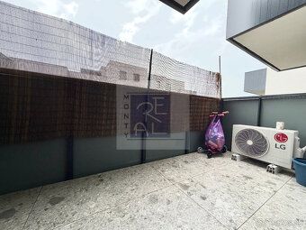 Ponúkame na prenájom 1,5 izbový byt s balkónom a parkovacím 