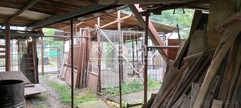 Ponúkame na predaj 5 izbový, medzipodlažný rodinný dom pria