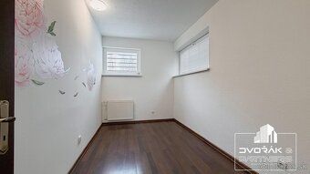 Spoločnosť DVOŘÁK & PARTNERS vám prináša 3 izbový byt vo vyh