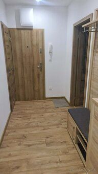 Ponúkam do dlhodobého prenájmu 3 izbový byt po kompletnej pr