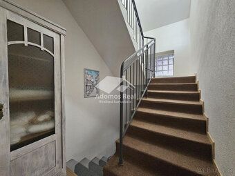 Ponúkame Vám na predaj samostatne stojaci 3 - izbový rodinný