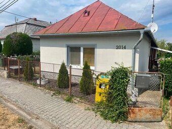 Na predaj rodinný dom vo Veľkých Kapušanoch na ulici Záhradn