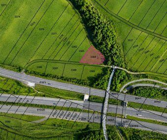 Na predaj ponúkam zaujímavý pozemok o výmere 529 m² v obci M