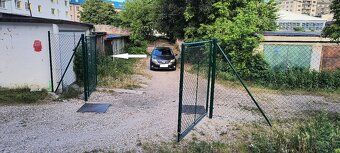 Prenajmem garáž na Kocelovej ulici v Bratislave, hneď za Mee