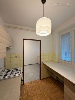 Ponúkame Vám na predaj tehlový 3 izbový byt s výmerou 72 m2 